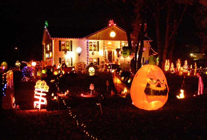 Casa decorada nos EUA para o Halloween